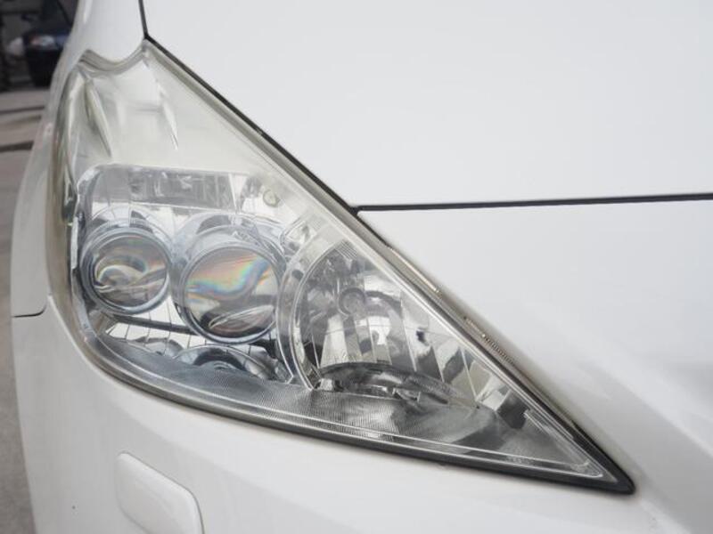 PRIUS ALPHA