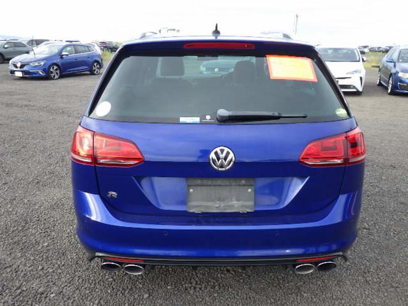 GOLF VARIANT