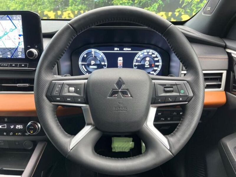 OUTLANDER PHEV