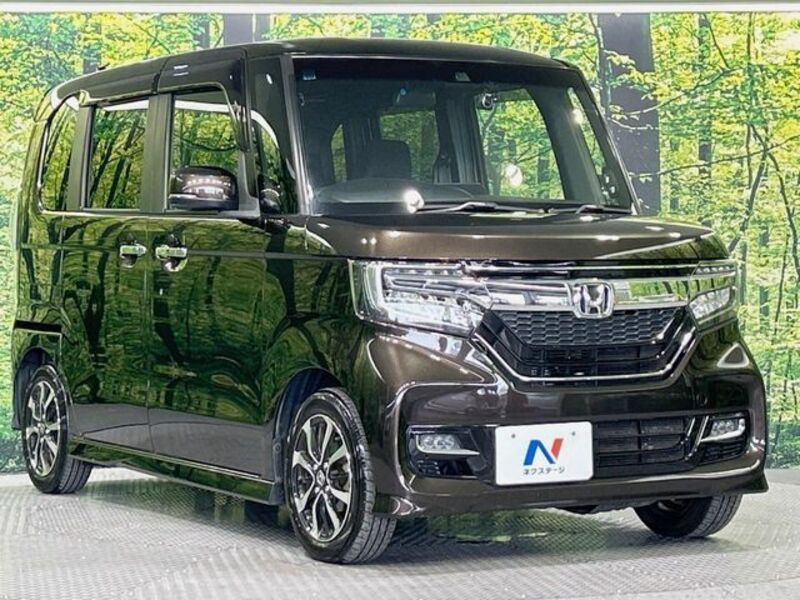 N BOX CUSTOM