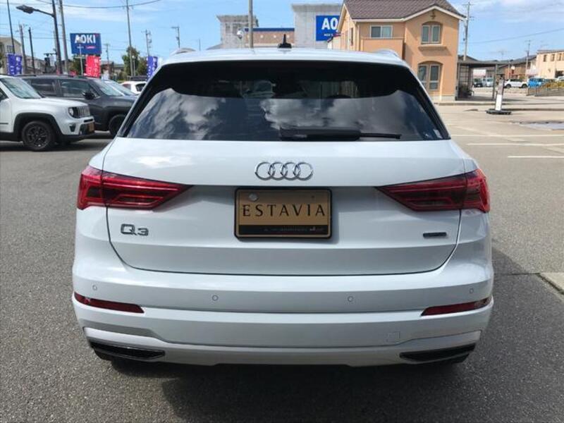 Q3