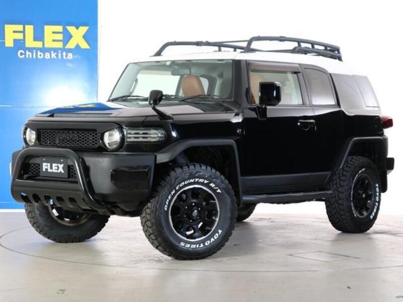 TOYOTA FJ CRUISER