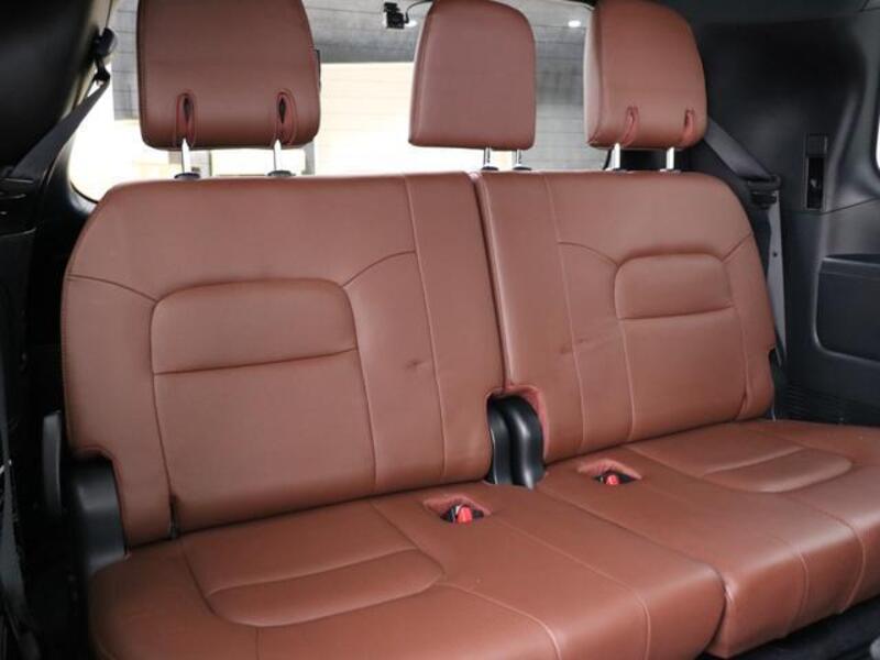 LAND CRUISER