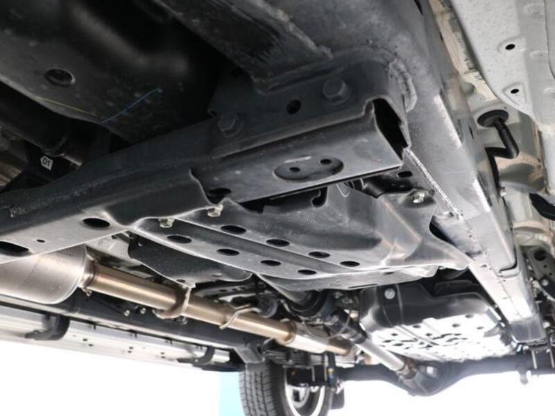 HILUX