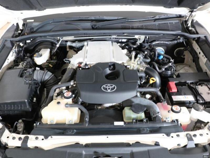 HILUX