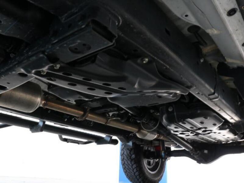 HILUX