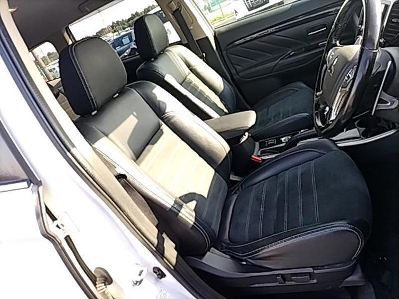 OUTLANDER PHEV