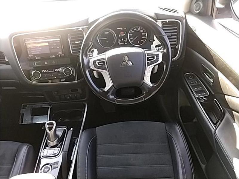 OUTLANDER PHEV