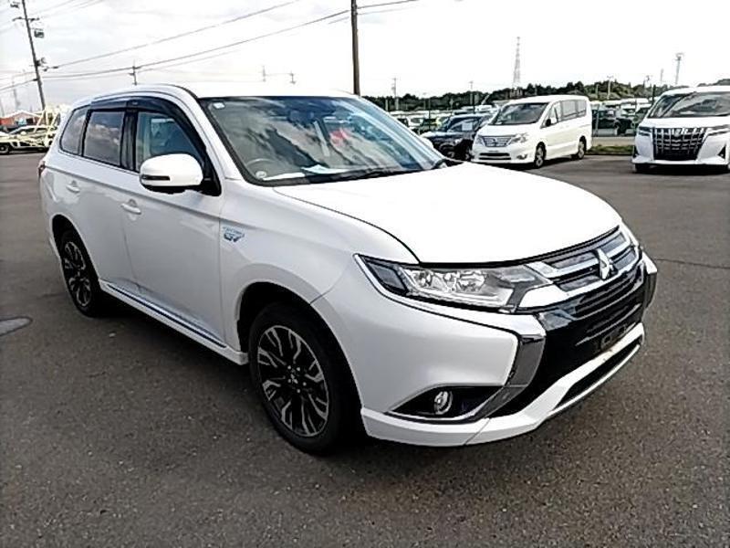 MITSUBISHI OUTLANDER PHEV
