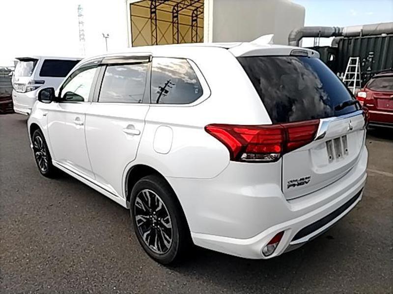 OUTLANDER PHEV