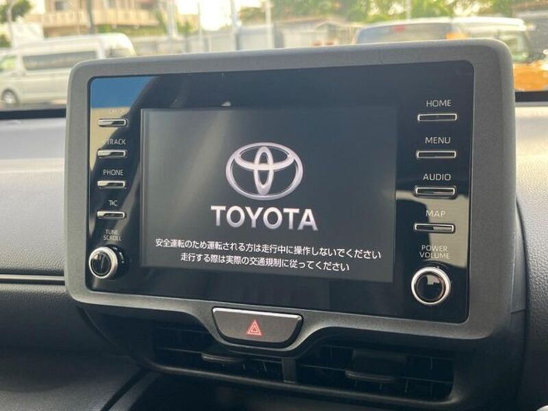 YARIS CROSS