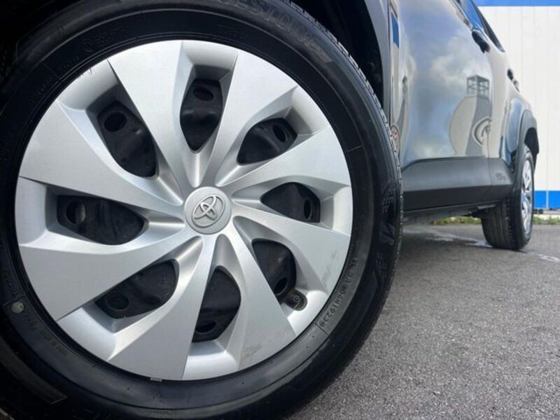 YARIS CROSS