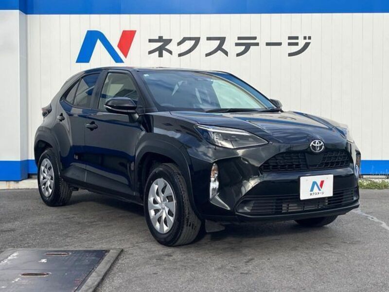 YARIS CROSS