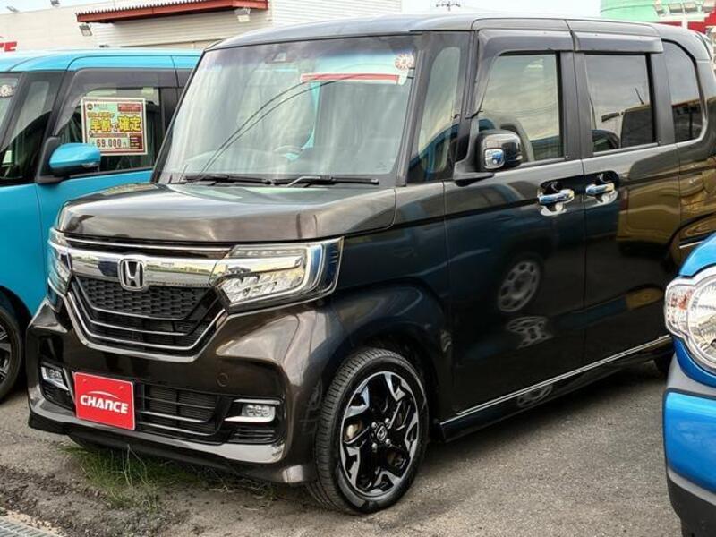 N BOX CUSTOM