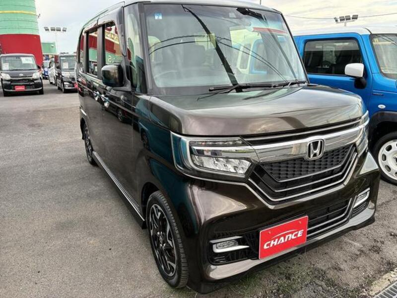 N BOX CUSTOM