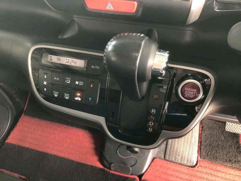 N BOX CUSTOM
