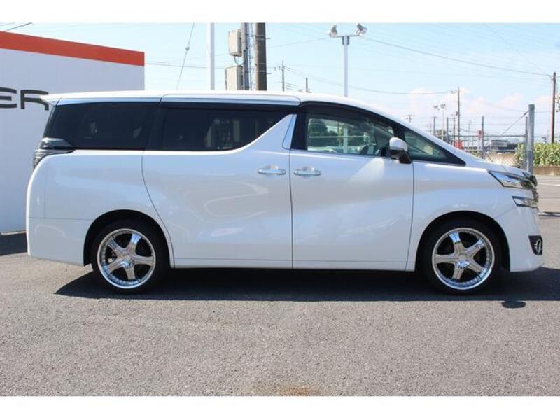 VELLFIRE