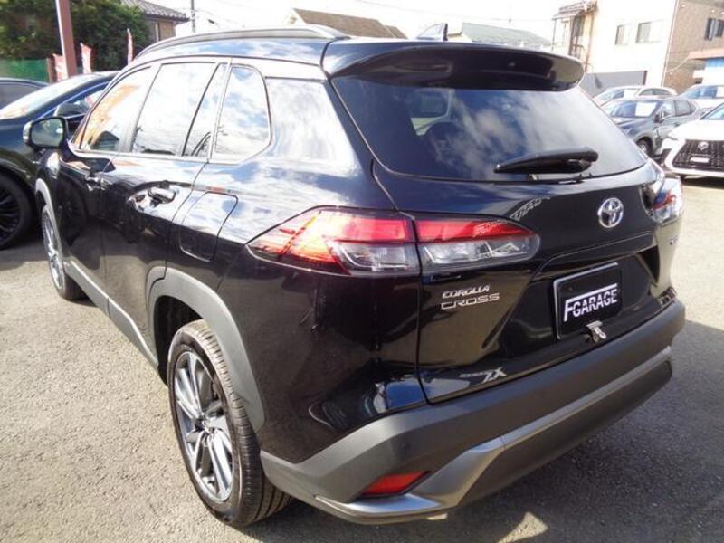 COROLLA CROSS
