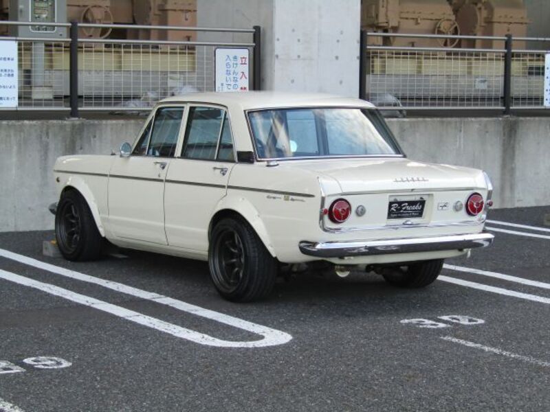 SKYLINE