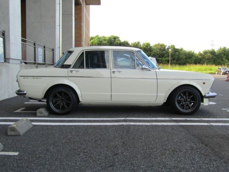 SKYLINE