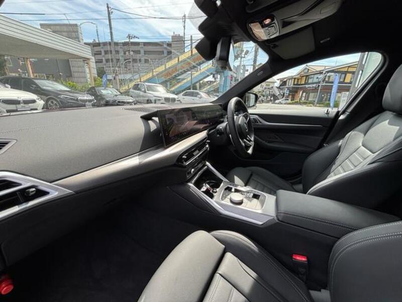 4 SERIES