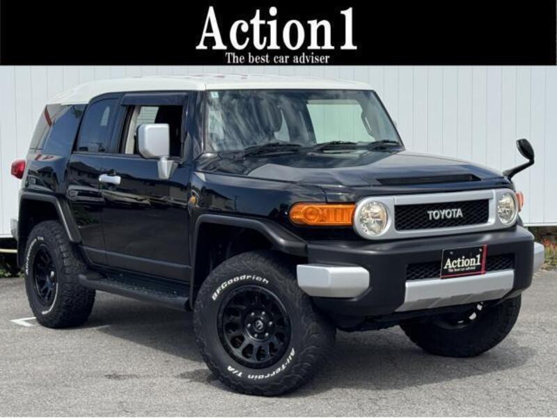 TOYOTA FJ CRUISER