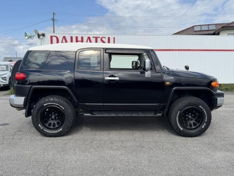 FJ CRUISER