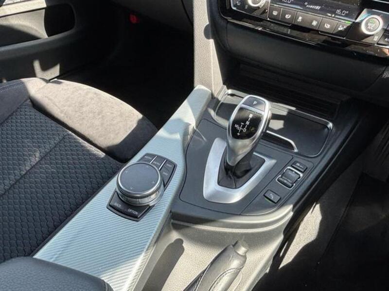 4 SERIES