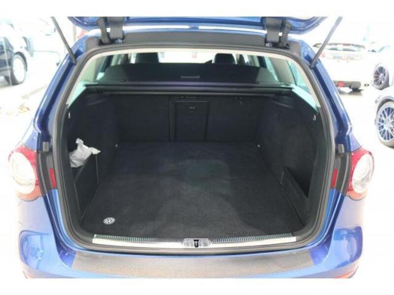 PASSAT VARIANT