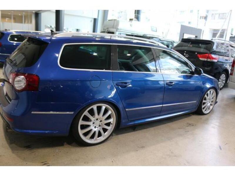 PASSAT VARIANT