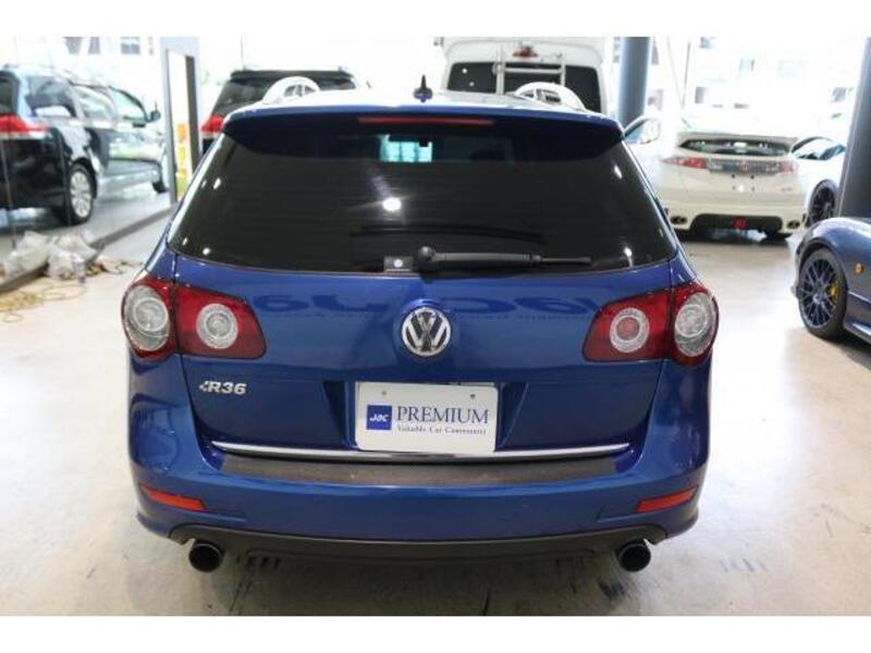 PASSAT VARIANT