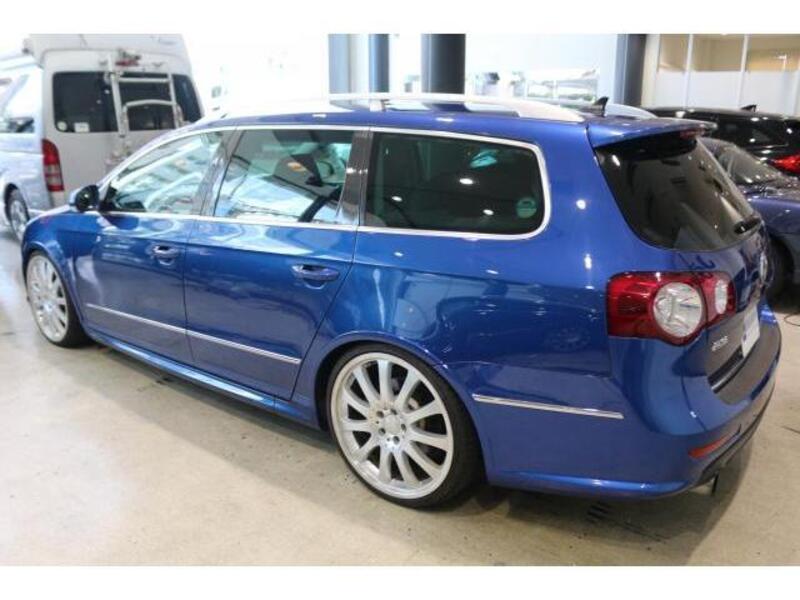 PASSAT VARIANT