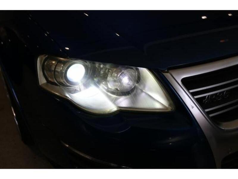 PASSAT VARIANT