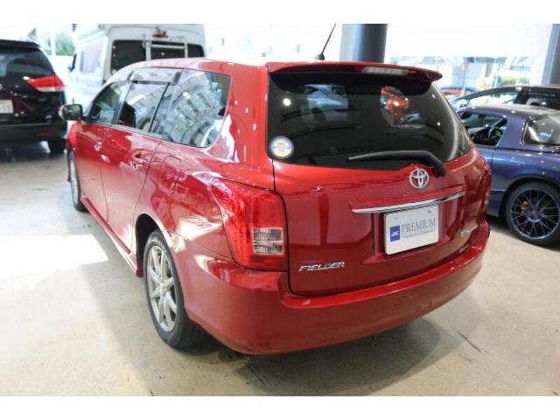 COROLLA FIELDER