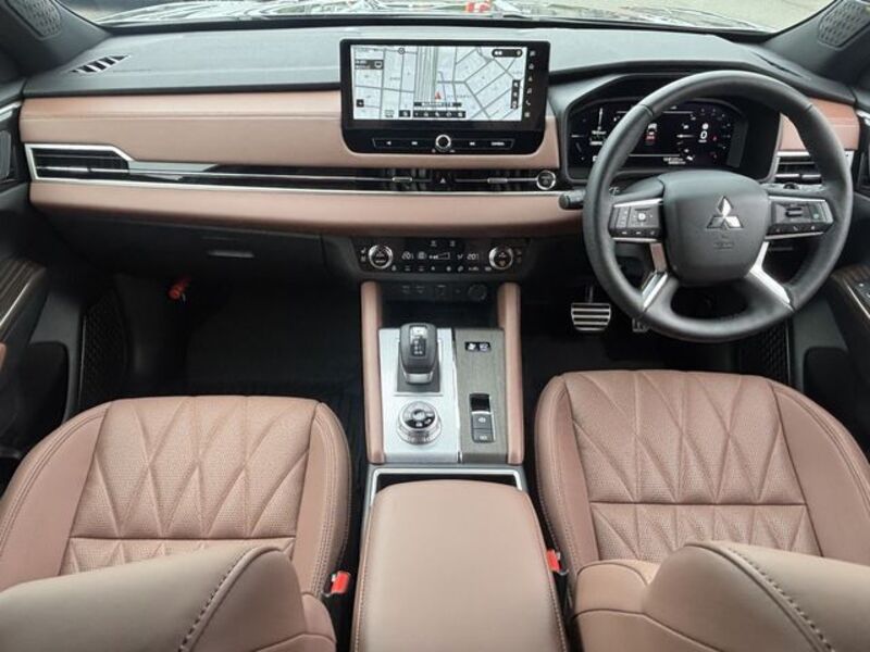 OUTLANDER PHEV