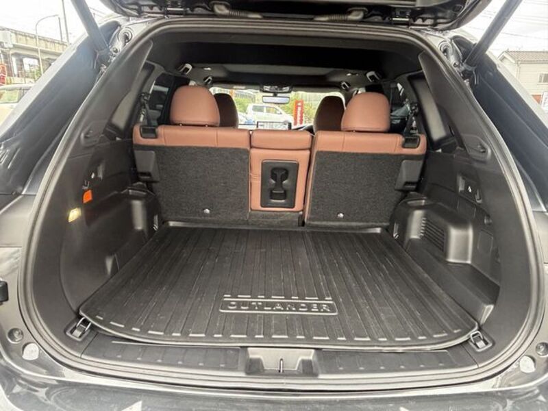 OUTLANDER PHEV