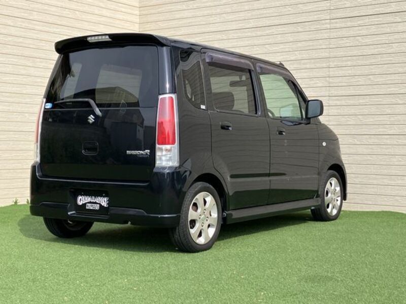WAGON R