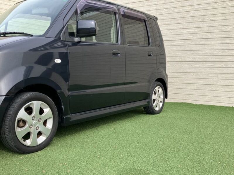 WAGON R