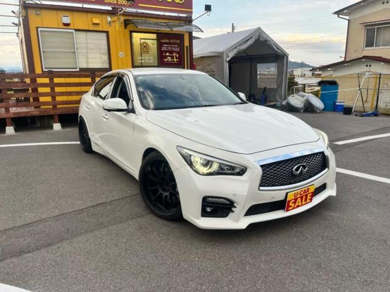 NISSAN SKYLINE