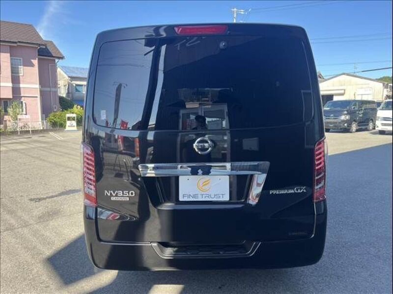 NV350 CARAVAN