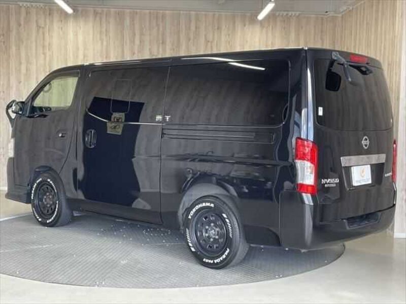 NV350 CARAVAN