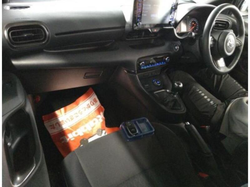GR YARIS