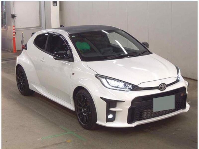 GR YARIS
