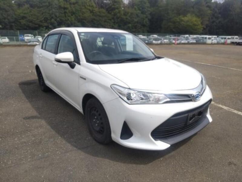 COROLLA AXIO