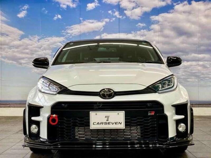 GR YARIS