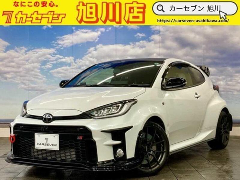 GR YARIS-0