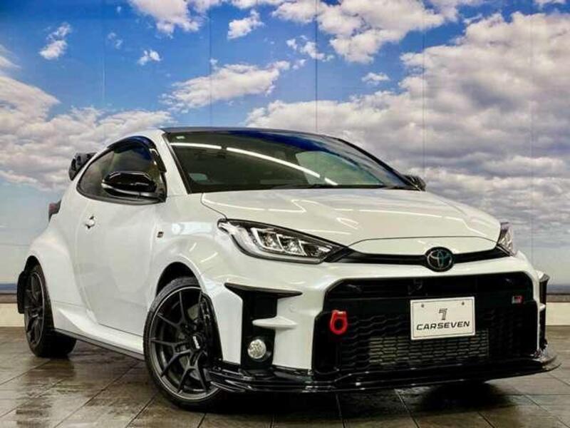 GR YARIS