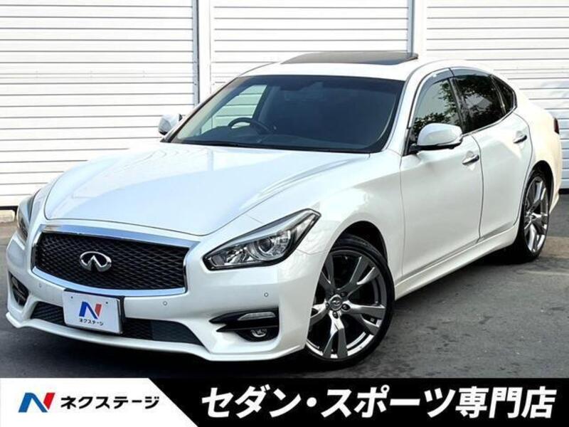 NISSAN FUGA