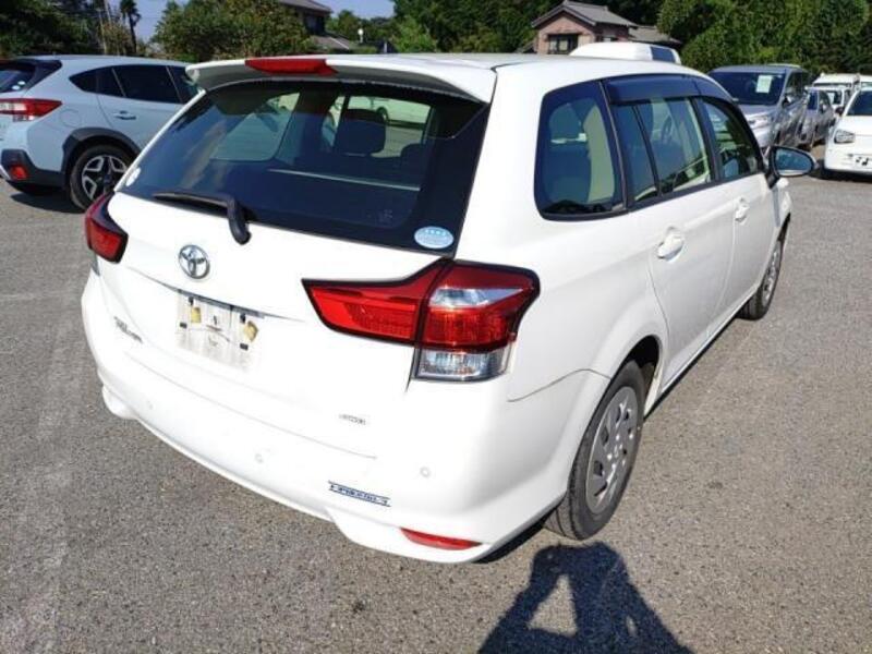 COROLLA FIELDER
