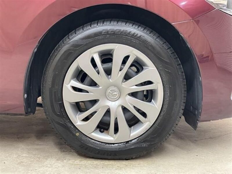 MAZDA2